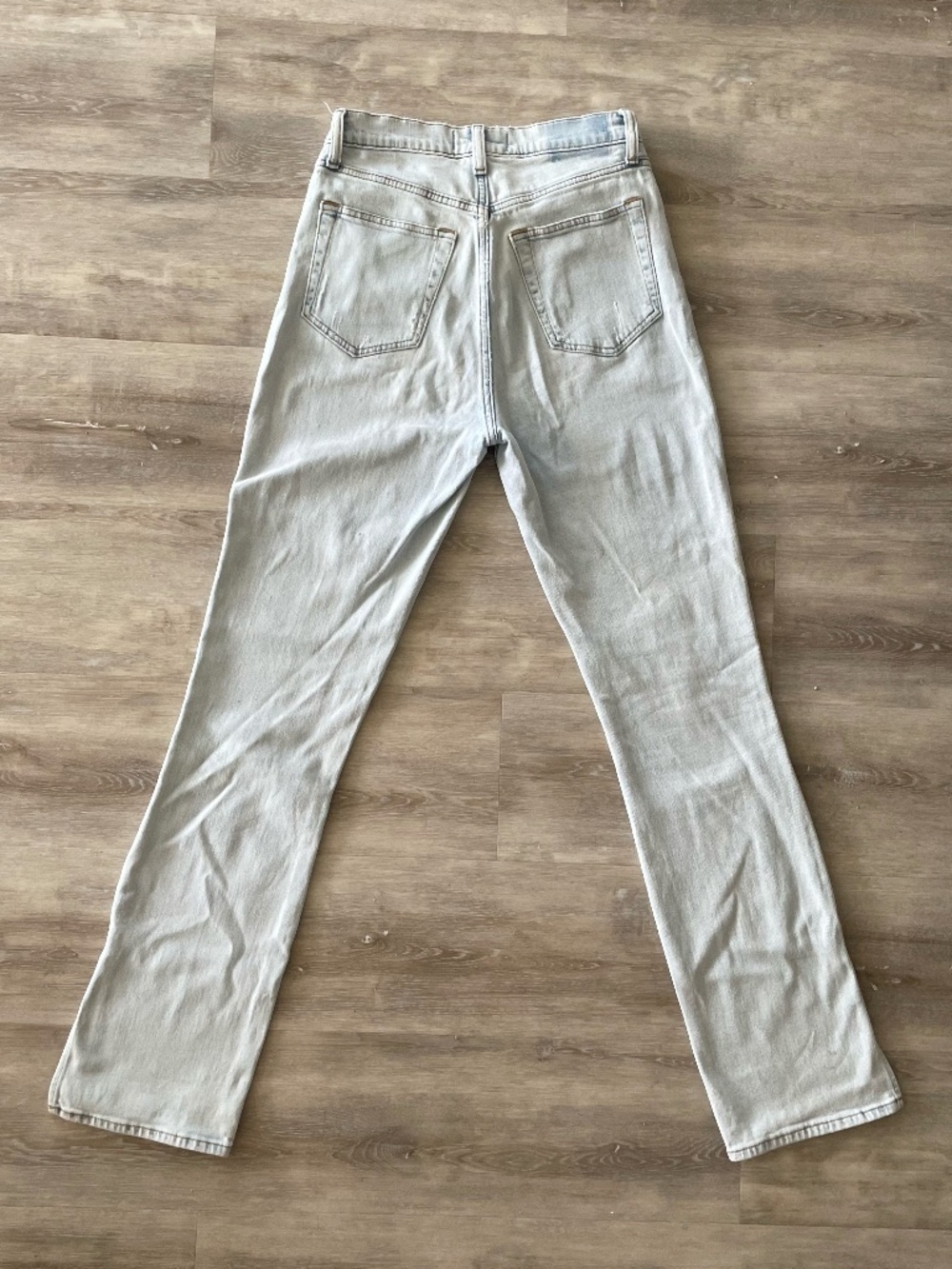 Abercrombie & Fitch 90s High Rise Slim Straight Split Hem Jeans | Light Wash 27 - Picture 4 of 13